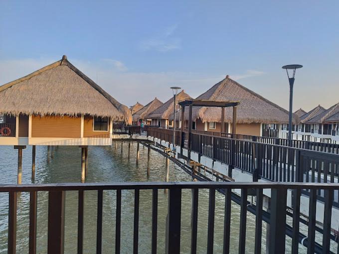Ark Goldcoast Resort Sepang Extérieur photo